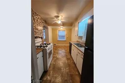 17600 Glenshire Avenue, Loveland, OH 44135 - Photo 19