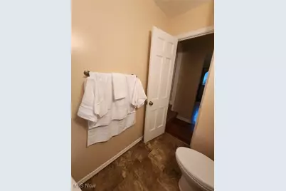 17600 Glenshire Avenue, Loveland, OH 44135 - Photo 9