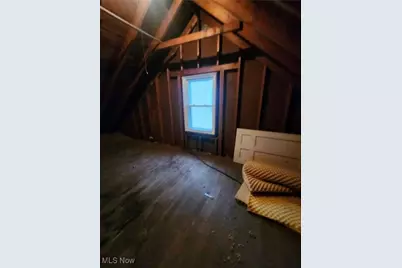 17600 Glenshire Avenue, Loveland, OH 44135 - Photo 15