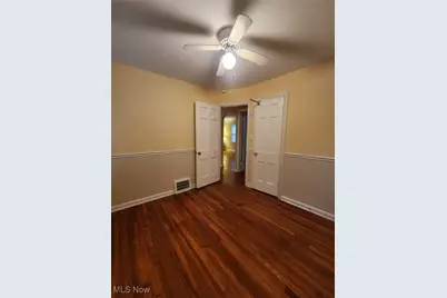 17600 Glenshire Avenue, Loveland, OH 44135 - Photo 11