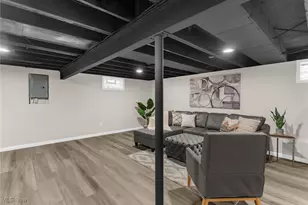 4314 Kerrybrook Dr, Youngstown, OH 44511 - Photo 13