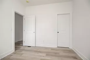 5594 Grove Ave, Mentor, OH 44060 - Photo 5