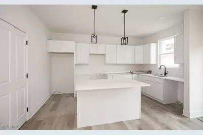 5594 Grove Avenue, Mentor, OH 44060 - Photo 9