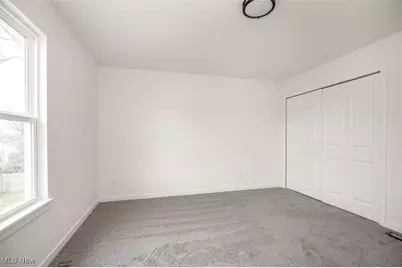 5594 Grove Avenue, Mentor, OH 44060 - Photo 15