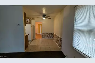 29131 Norman Avenue, Wickliffe, OH 44092 - Photo 5