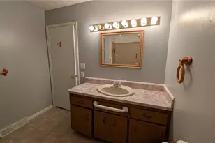 29131 Norman Ave, Wickliffe, OH 44092 - Photo 11