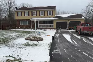 7327 Scenic Dr, Ashtabula, OH 44004 - Photo 5