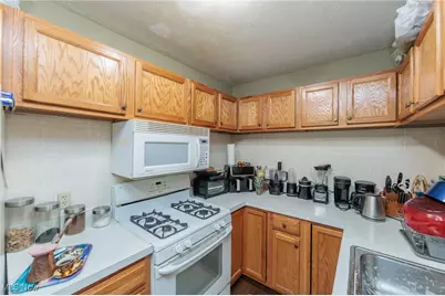 25735 Lorain Road #421, North Olmsted, OH 44070 - Photo 5