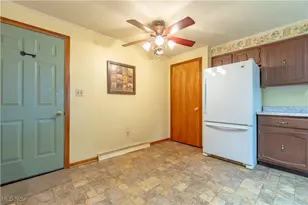 1146 4th St SE, New Philadelphia, OH 44663 - Photo 11