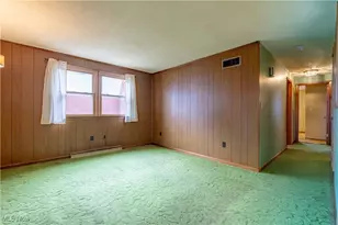 1146 4th St SE, New Philadelphia, OH 44663 - Photo 7