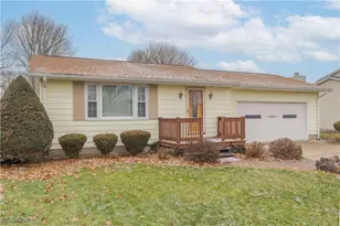 1146 4th St SE, New Philadelphia, OH 44663 - Photo 3