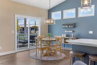 510 Meadow Circle SW, Hartville, OH 44632 - Photo 11