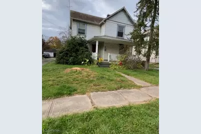 185 E North Avenue, East Palestine, OH 44413 - Photo 1
