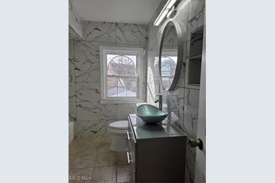 3698 Washington Boulevard, University Heights, OH 44118 - Photo 9