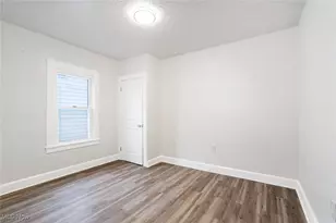 20 Erskine Ave, Youngstown, OH 44512 - Photo 11