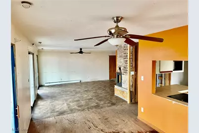 2898 Canton Road, Uniontown, OH 44685 - Photo 11