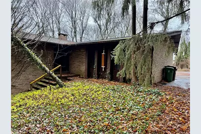 2898 Canton Road, Uniontown, OH 44685 - Photo 5