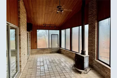 2898 Canton Road, Uniontown, OH 44685 - Photo 9