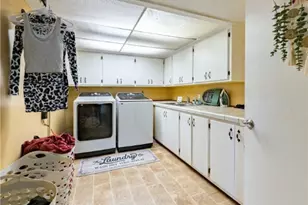 1141 Las Olas Blvd NW, North Canton, OH 44720 - Photo 39