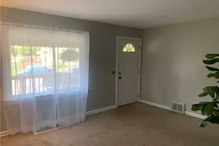 3404 25th St NE, Canton, OH 44705 - Photo 3