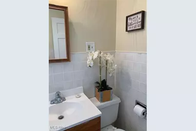 3404 25th Street NE, Canton, OH 44705 - Photo 9