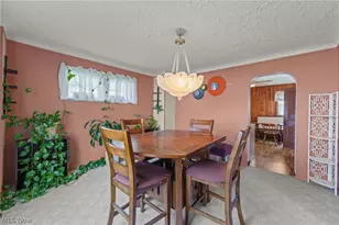 10506 Park Heights Ave, Garfield Heights, OH 44125 - Photo 17