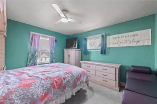 10506 Park Heights Ave, Garfield Heights, OH 44125 - Photo 23