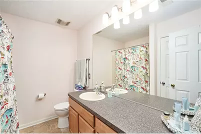 1287 N Yorkshire Drive, Grandview Heights, OH 44147 - Photo 11