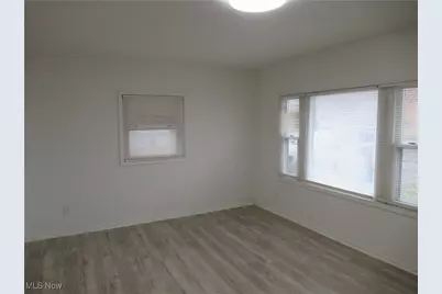 15615 Lotus Drive, Loveland, OH 44128 - Photo 7