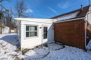 670 Hemlock Dr, Euclid, OH 44132 - Photo 31