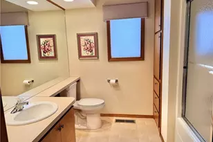 33162 Eagles Glen Ct, North Ridgeville, OH 44039 - Photo 25