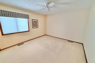 33162 Eagles Glen Ct, North Ridgeville, OH 44039 - Photo 21