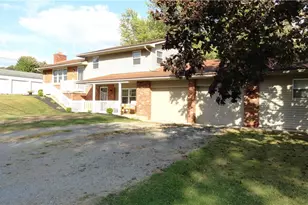 964 Johnsonville Rd, Chester, WV 26034 - Photo 9