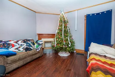 327 N 2nd Street, Coshocton, OH 43812 - Photo 3