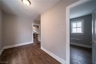 2449 Castle Ave, Loveland, OH 44113 - Photo 13