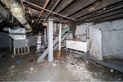 2449 Castle Avenue, Loveland, OH 44113 - Photo 31