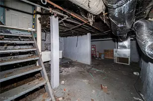 2449 Castle Ave, Loveland, OH 44113 - Photo 29