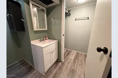 166 Rolling Park Drive N, Massillon, OH 44647 - Photo 15