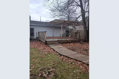 2078 Cranbrook Drive, Youngstown, OH 44511 - Photo 5