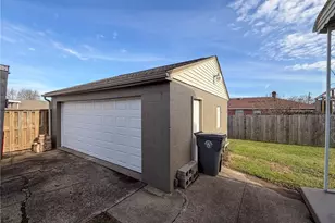 433 N Hartford Ave, Youngstown, OH 44509 - Photo 17