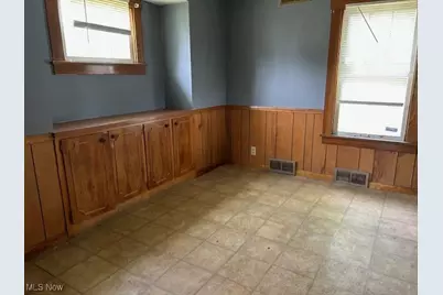 884 E Dewey Avenue, Youngstown, OH 44502 - Photo 9