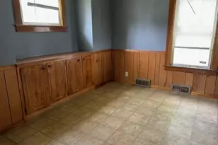 884 E Dewey Ave, Youngstown, OH 44502 - Photo 9