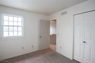 1360 Old Mill Path, Grandview Heights, OH 44147 - Photo 29