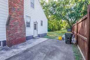 8202 Navarre Rd SW, Massillon, OH 44646 - Photo 23