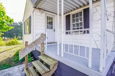 8202 Navarre Road SW, Massillon, OH 44646 - Photo 25