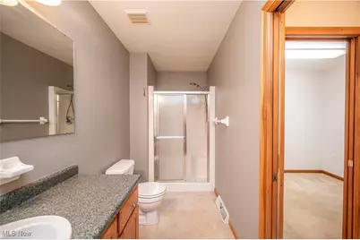 125 Edgewater Drive, Austintown, OH 44515 - Photo 17