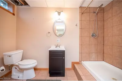 125 Edgewater Drive, Austintown, OH 44515 - Photo 25