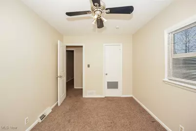 9720 Root Road, Columbia Station, OH 44028 - Photo 15