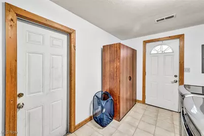 5699 Eastlake Road, Medina, OH 44215 - Photo 35