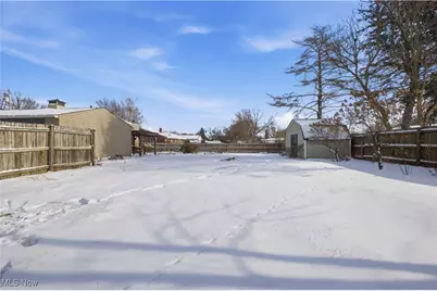 541 Blossom Avenue, Campbell, OH 44405 - Photo 29